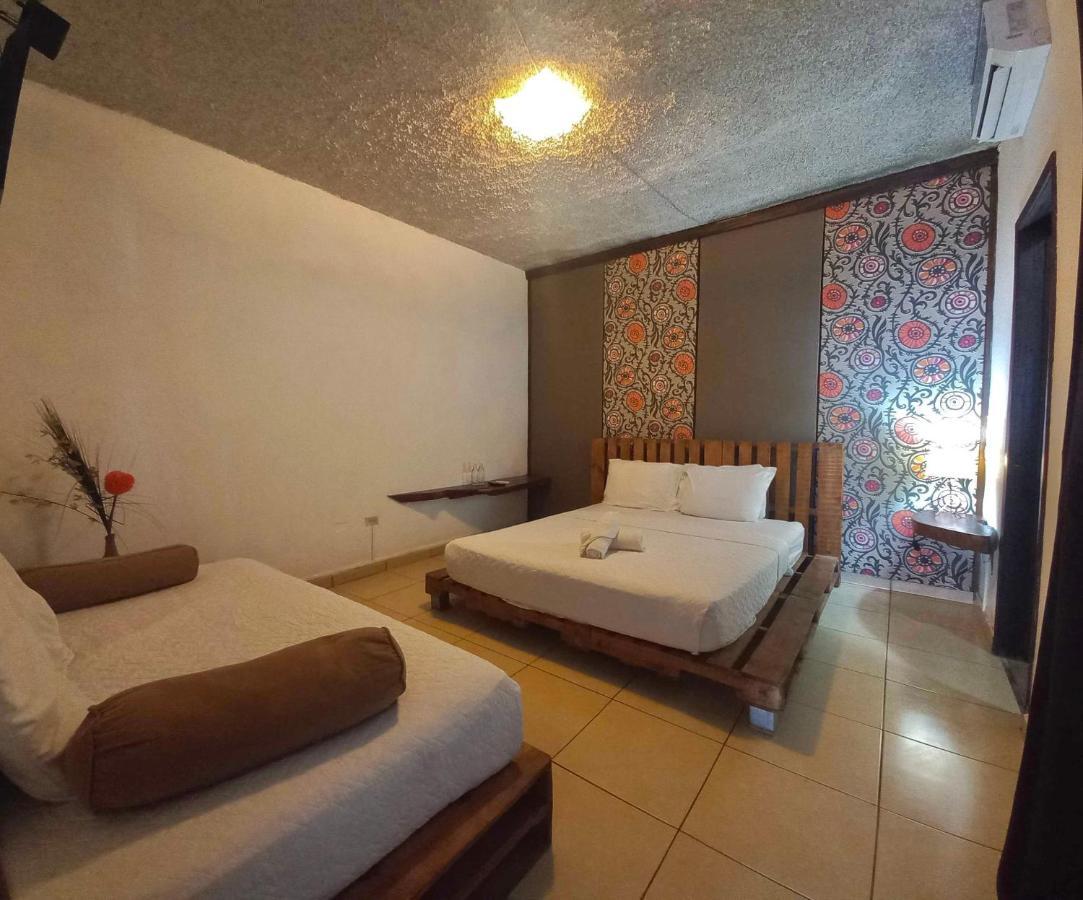 La Zona Hostel 산살바도르 외부 사진